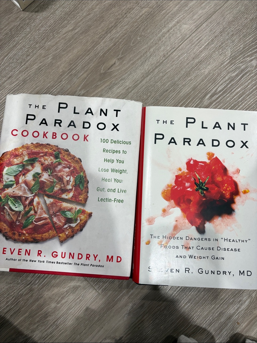The Plant Paradox Cookbook & The Plant Paradox - Red & White Hardcover Set